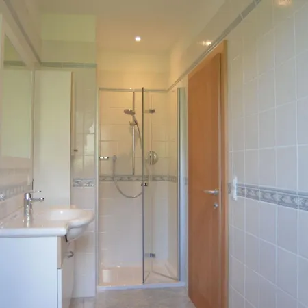 Moderne Mit Balkon Und Pool By Interhome Apartamento