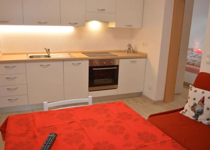 Moderne Mit Balkon Und Pool By Interhome *